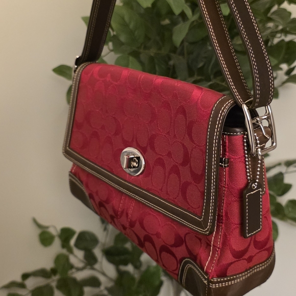 Coach Y2K Hampton Cherry Red Signature C Shoulder Bag F13972 - Picture 3 of 8